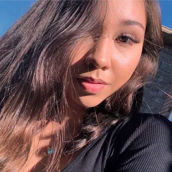 Meet your Posher, Paige - Picture 1 of 1